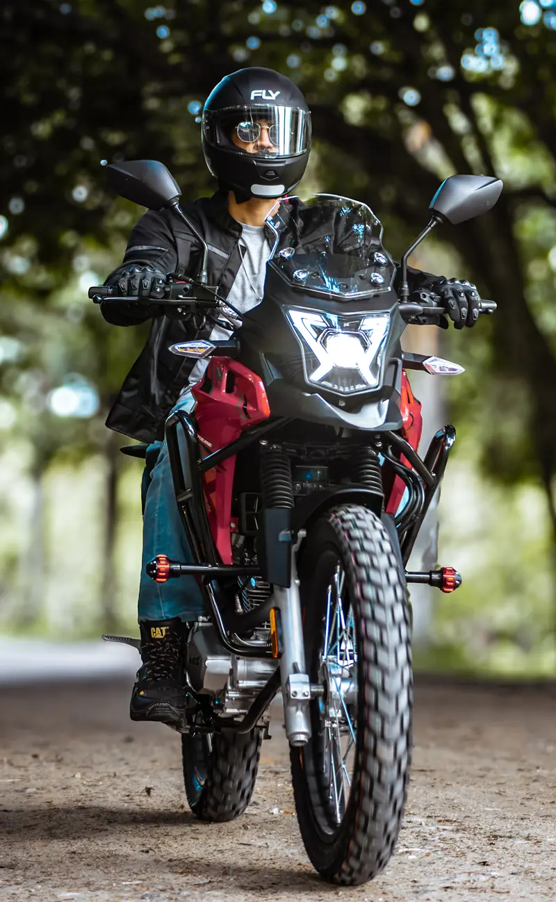 Avelloz AZ160 Xtreme em vista de campanha